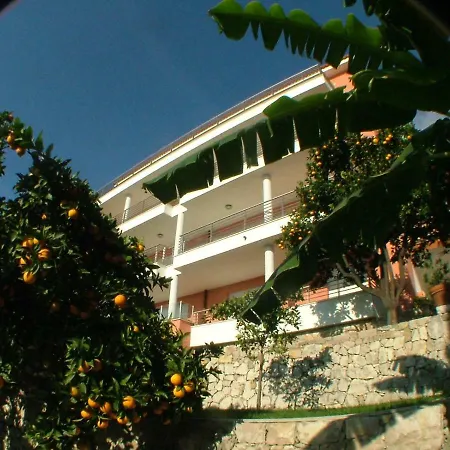 The Blue House, Lovely Apartment In The Cote D'Azur For 6 People Menton Exterior foto