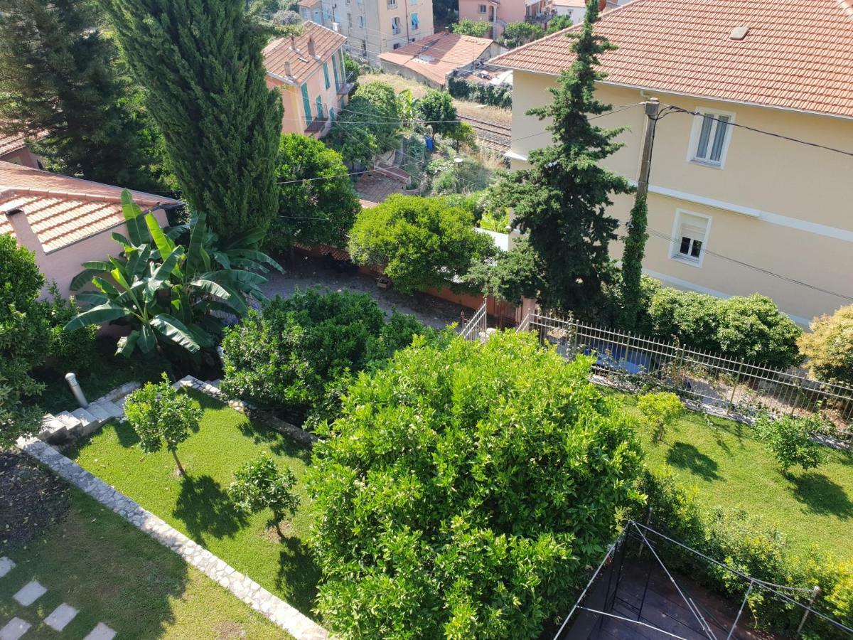 The Blue House, Lovely In The Côte D'azur For 6 People Appartement *
