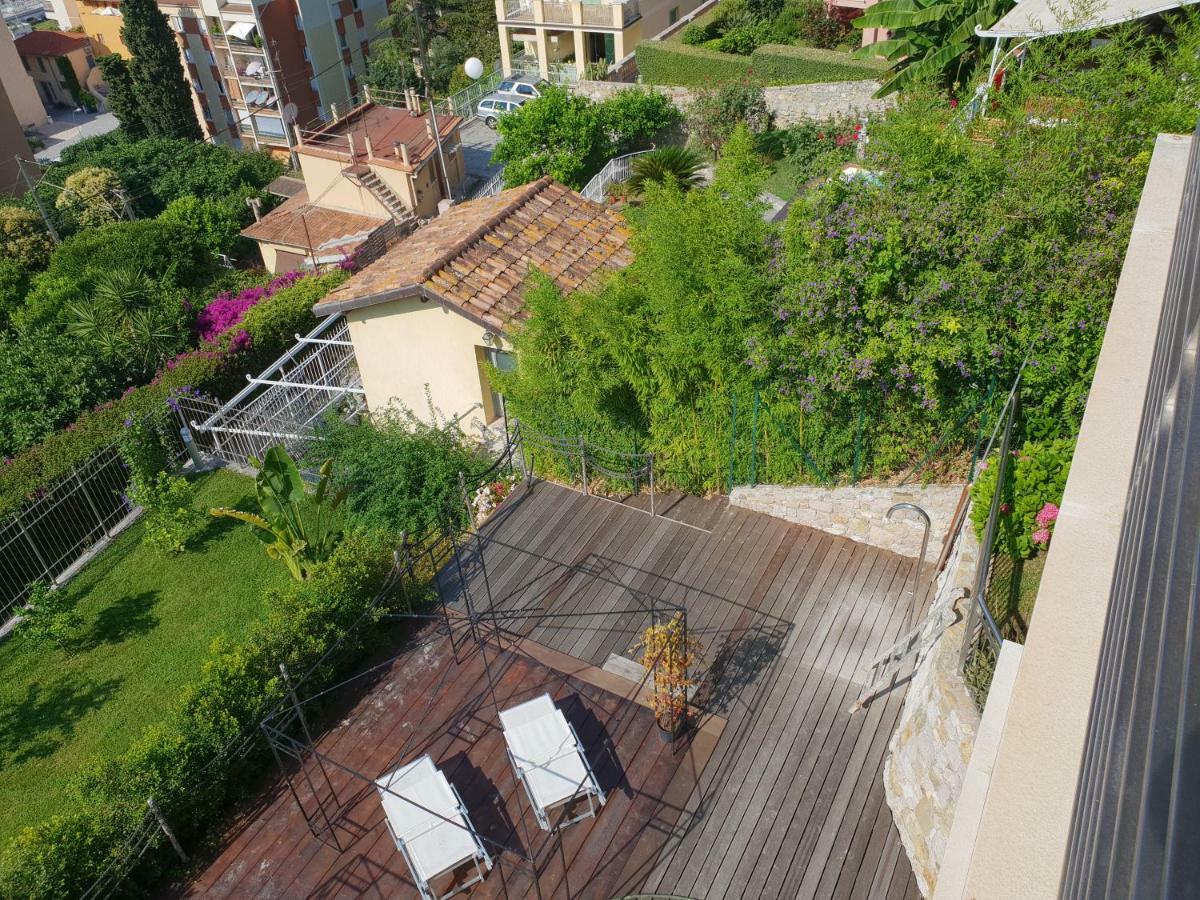 The Blue House, Lovely In The Côte D'azur For 6 People *