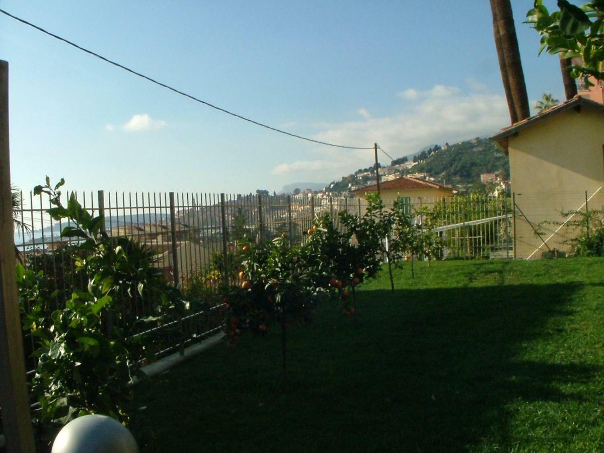 The Blue House, Lovely In The Cote D'azur For 6 People Apartamento *